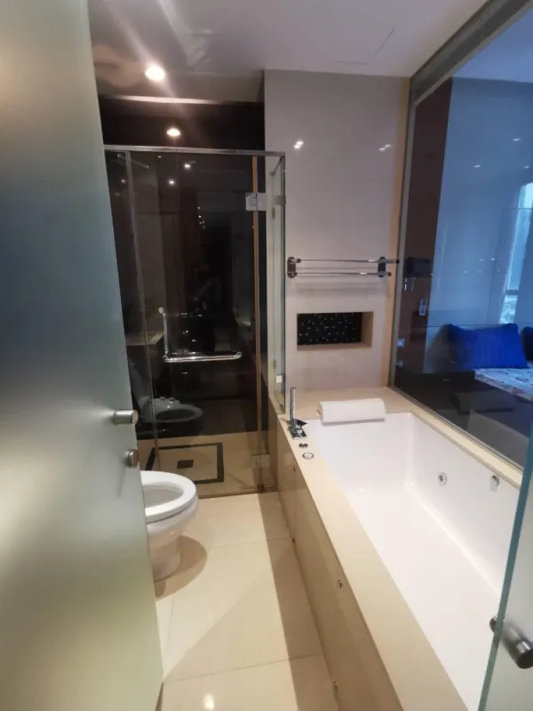 ขายคอนโด The Address สุขุมวิท 28 ห้องกว้างขวาง มีพื้นที่ใช้สอย ครบจบที่เดียว สนใจรีบมาจับจองเลย