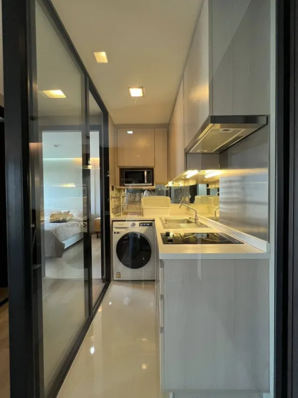 ให้เช่า Tidy Thonglor 1 ห้องนอน 1 ห้องน้ำ พื้นที่ใช้สอยเยอะ เฟอร์นิเจอร์ครบครัน รีบจองเลย