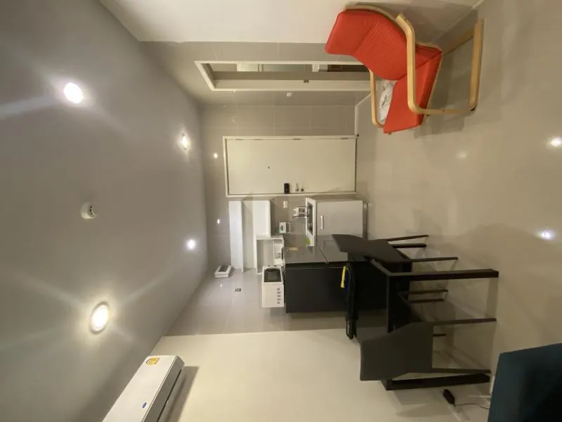 ขายคอนโด Happy Condo Ladprao 101 ห้องตกแต่งพร้อมเข้าอยู่ เฟอร์แน่น เครื่องใช้ไฟฟ้าครบ จบที่ห้องเดียว