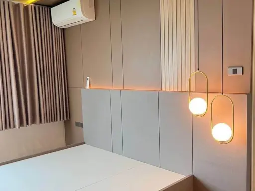 For rent Lumpini Ville Phatthanakan-Srinakarin. Nice corner room, complete with built-ins, good view, no buildings blocking it. If interested, reserve