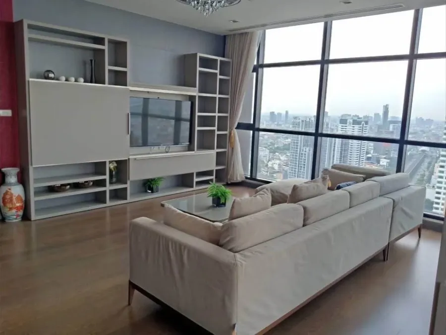 For sale/rent: Urbano Absolute Sathon-Taksin, a nice room on a high floor, spacious room, suitable for a family. If you don't reserve, it's a mistake.