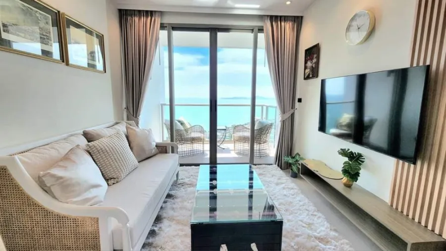 For rent Riviera Ocean Drive ห้องแต่ง built-in อย่างดี ชั้น 41 วิวทะเลสุดปัง อย่ารอช้า รีบจองด่วน