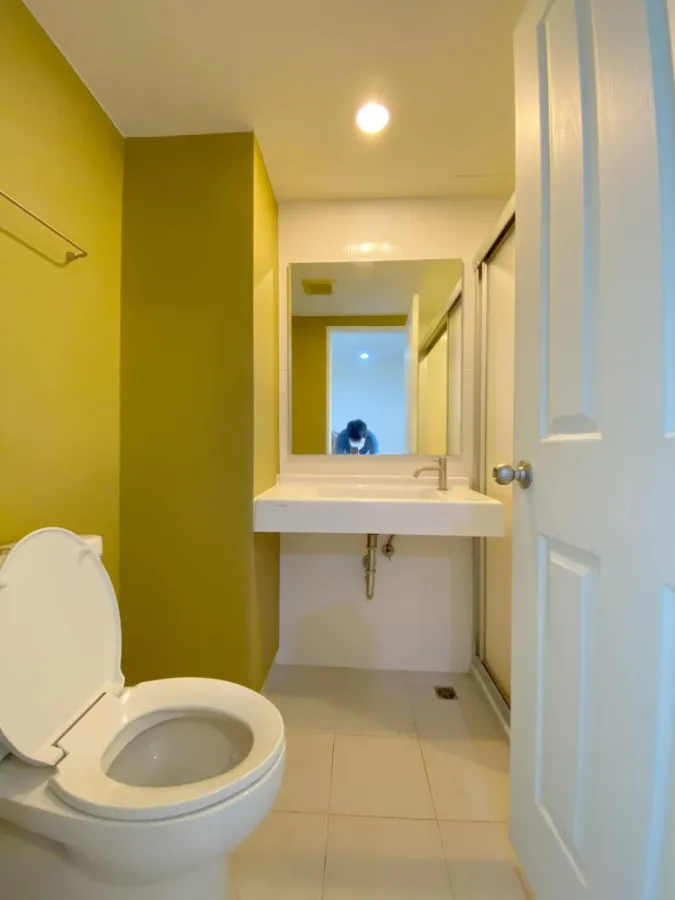 Condo for sale, U Delight Rattanathibet, beautiful city view, the room is not hot. The most complete built-in If you don't book, you will regret it.