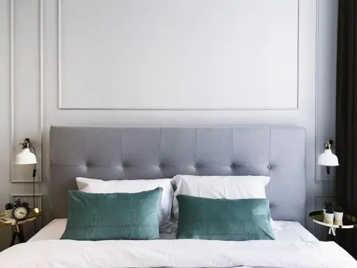 For rent: Noble B Sukhumvit 33, well-decorated room, built-in walls around the room, complete furniture, just bring your own luggage and move in.