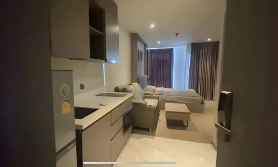 Condo for rent, Rhythm Ekkamai, beautiful room, near BTS Ekkamai, fully furnished, do not hesitate, book now!