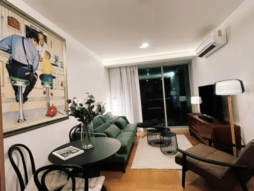 For rent Via 31, 4th floor, open view, beautiful balcony with garden view, facing north, no afternoon sun or weak morning sun, must book.