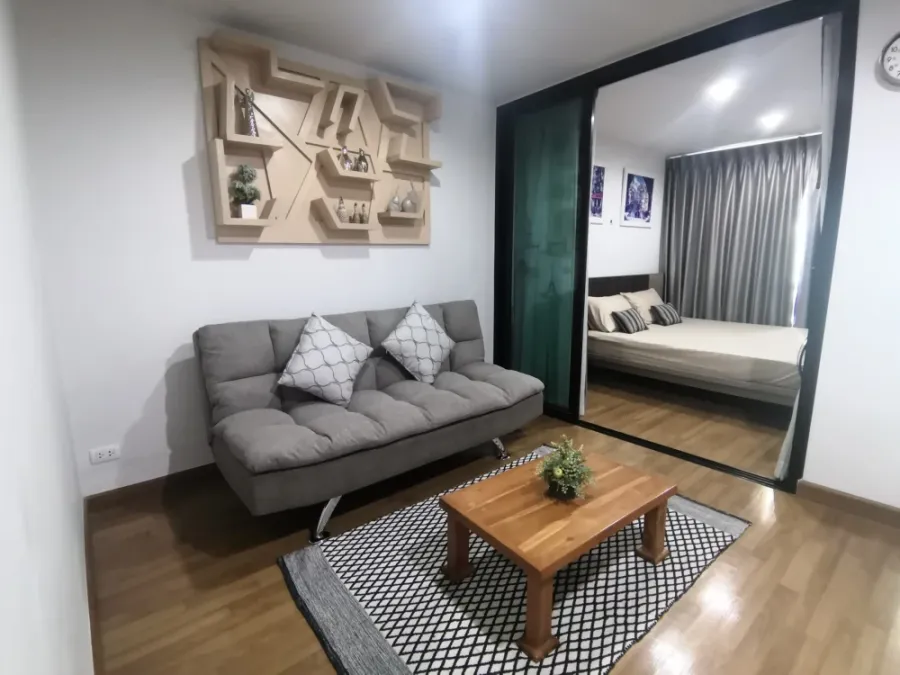 For rent: Regent Home 18 Chaengwattana-Lak Si, 7th floor, beautiful room, fully furnished, book now, don't miss out.