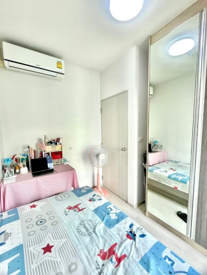 For sale, Unio Sukhumvit 72, Building B, 5th floor, fully furnished room. Ready to move in immediately. Hurry up to reserve now. Don't miss it.