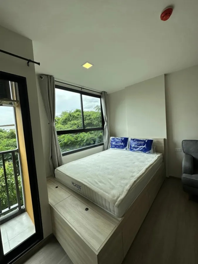 For rent, The Move Bang Khae, 3rd floor, quiet, tree view, super natural, don't just look at it, hurry up and reserve it, don't miss
