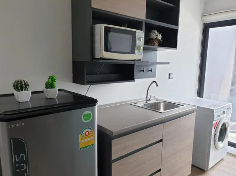 For rent, Tropicana Condo, 5th floor, can carry bags and move in. Fully furnished and electrical appliances !!