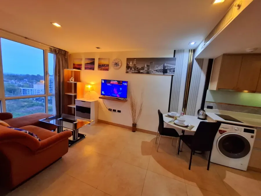 For sale or rent: The Cliff (South Pattaya) on Pratumnak Hill, Pattaya. Fully furnished room with beautiful sea view. Reserve now!