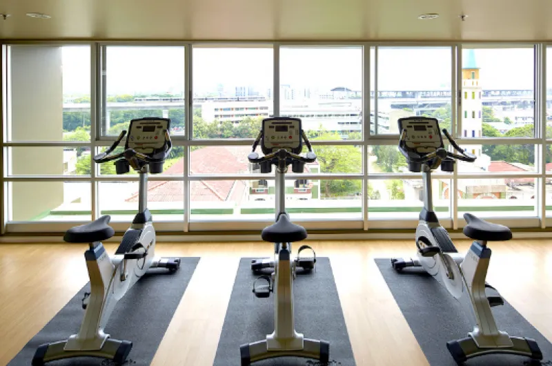 For rent, LPN Place, Srinakarin-Huamark Station, high floor, good view, near Airportlink, do not miss.