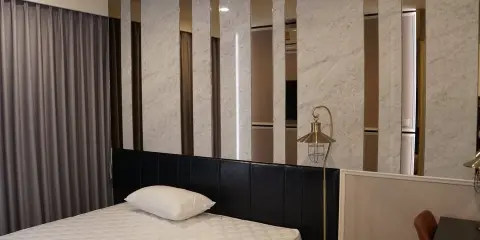 ขาย ให้เช่า!! คอนโด ไลฟ์ อโศก ชั้น 17 ห้องสวย ตกแต่งสไตล์หรูหราหินอ่อนแท้ รีบมาจับจองได้เลย อย่ารอช้า!!