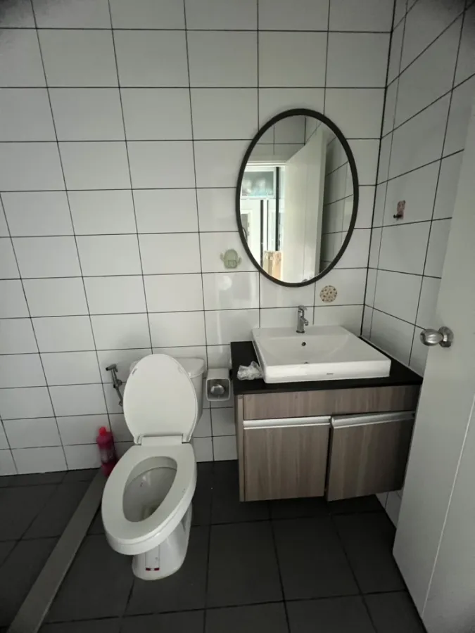 🏠🌃 For Rent: Chapter One Eco Ratchada-Huai Khwang Condo 🏠🌃