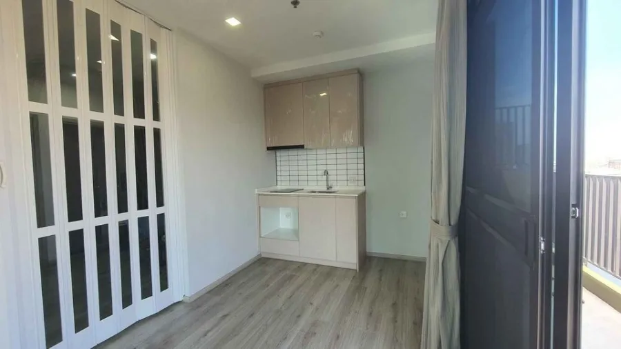 ขาย Metris Ladprao Top floor วิวเมืองสวยมาก ห้องเปล่า กั้นเป็นสัดส่วน ไม่จองไม่ได้แล้วน้า