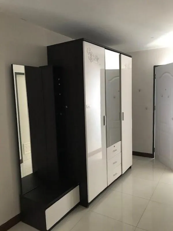 Condo for rent, Regent Home 4, Sukhumvit 85, corner room, good view.