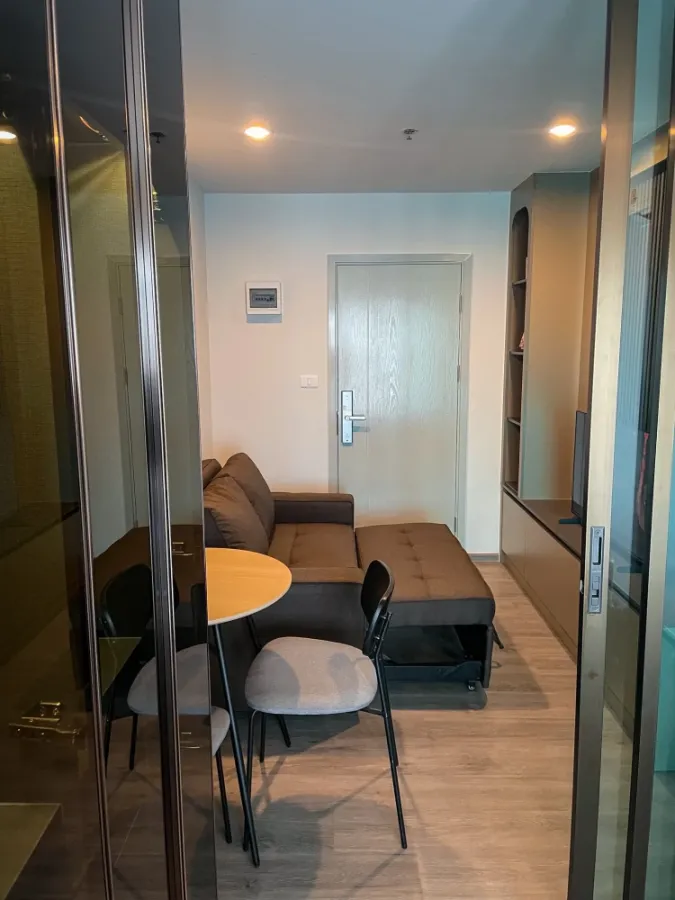 ให้เช่า Regent Home Wuttakat ห้องชั้นสูง เฟอร์พร้อม สิ่งอำนวยความสะดวกครบครัน จองเลย