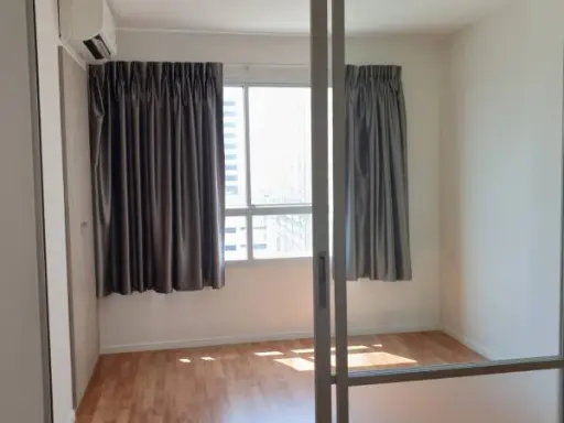 Lumpini Park Petchkasem 98 empty rooms waiting for you to decorate by yourself, special price, don't miss it, book now.