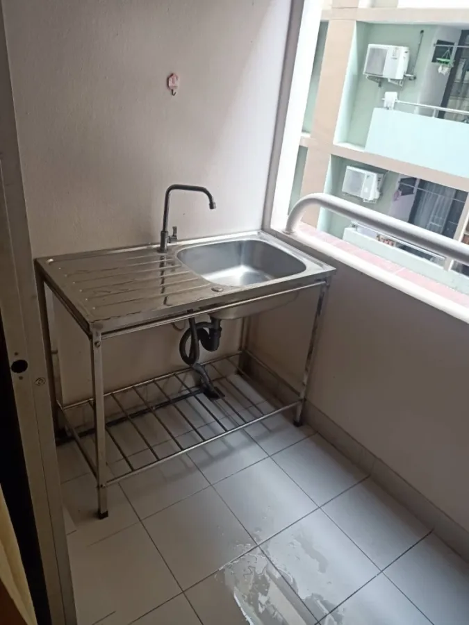 Ratchada City Condo for rent, 3rd floor, nice room, comes with complete decorations, reserve now.