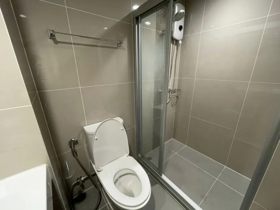 Condo for rent Ideo Ratchada-Sutthisan. room ready Decorated in gray-white tones has a height of 14th floor north