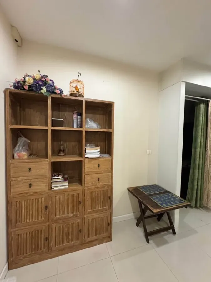ให้เช่า Q.house condo sathorn ห้องอยู่ชั้น 9 ติดbts ออกจากคอนโดขึ้นบันไดเลื่อนได้เลย เดินทางสะดวกสบายมากๆ