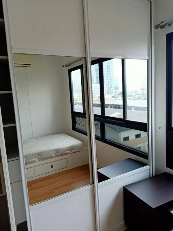 Condo for sale, Lumpini Place Phahon - Saphan Khwai, 7th floor, East, 2 bedrooms, 2 bathrooms, complete facilities.
