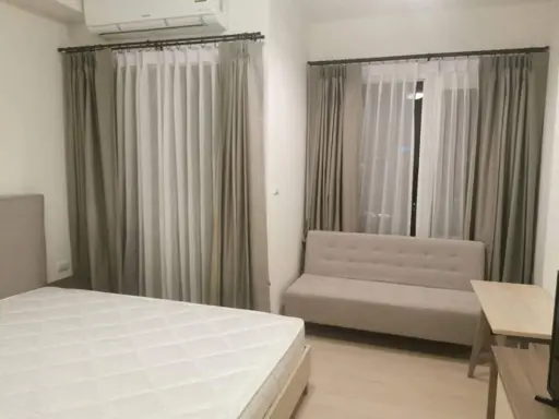 For rent Chapter one eco Ratchada - Huai Khwang, new condo, common area up to 4 rai, very beautiful room, good value