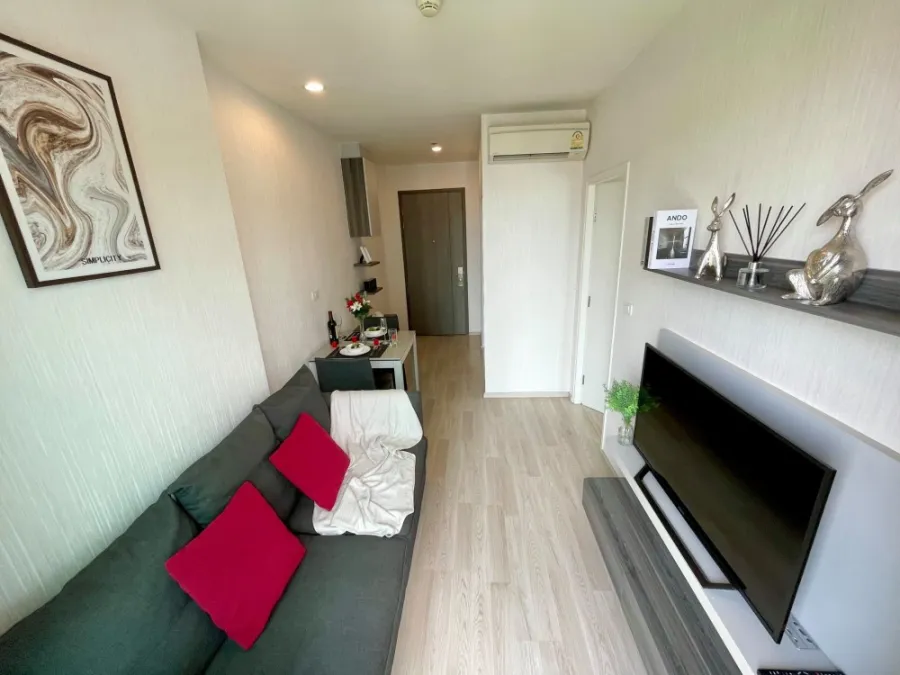 ขาย Condo Centric Ratchada – Huai khwang คอนโดย่านธุรกิจรัชดา ใจกลางเมือง วิวสระว่ายน้ำ รีบจองเลย!!