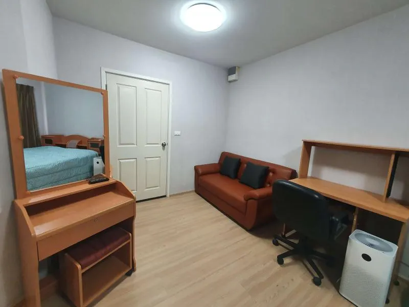 Condo for rent, Plum Condo Ladprao 101, studio room, 2nd floor, shady atmosphere Fully furnished, ready to move in for rent.