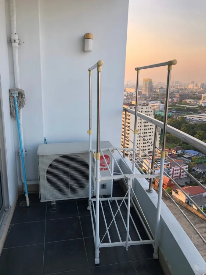 Condo for rent, Supalai Park Phaholyothin 21, fully furnished, ready to move in, convenient transportation, urgent