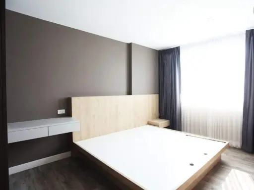 ขาย จี คอนโด ศรีราชา ห้องมุม วิวภูเขา เฟอร์นิเจอร์ Built in ติดวอลเปเปอร์อย่างดี แบบนี้ต้องจองเลย