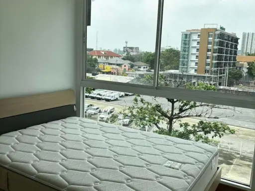 Urgent sale! Condo Bangkok Feliz Vibha 30 rooms ready to move in. Everything here. Just drag your bags and move in. images