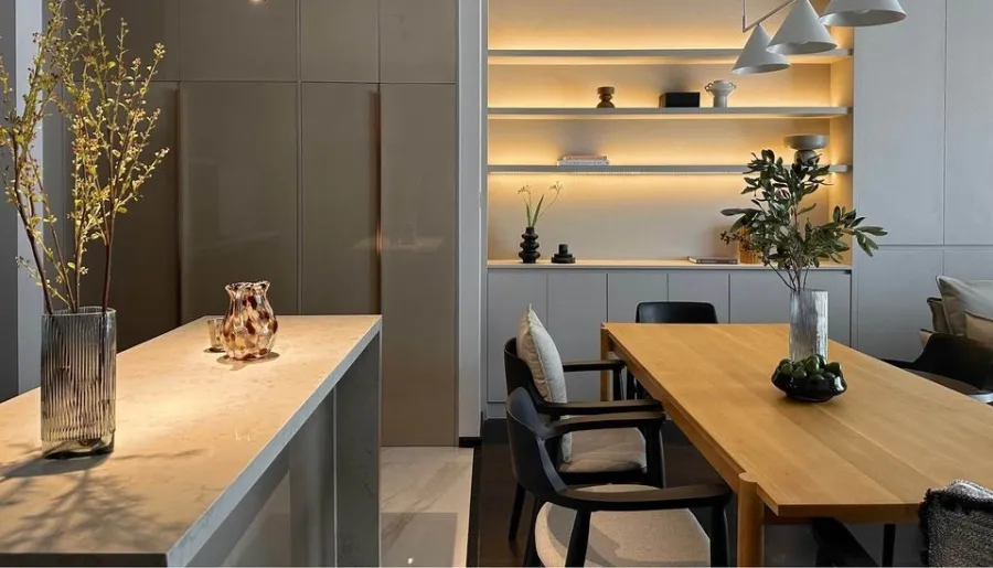 For sale for rent, Lavik Sukhumvit 57, decorated room, ready to move in, great built-ins, premium grade furniture, hurry and reserve now.