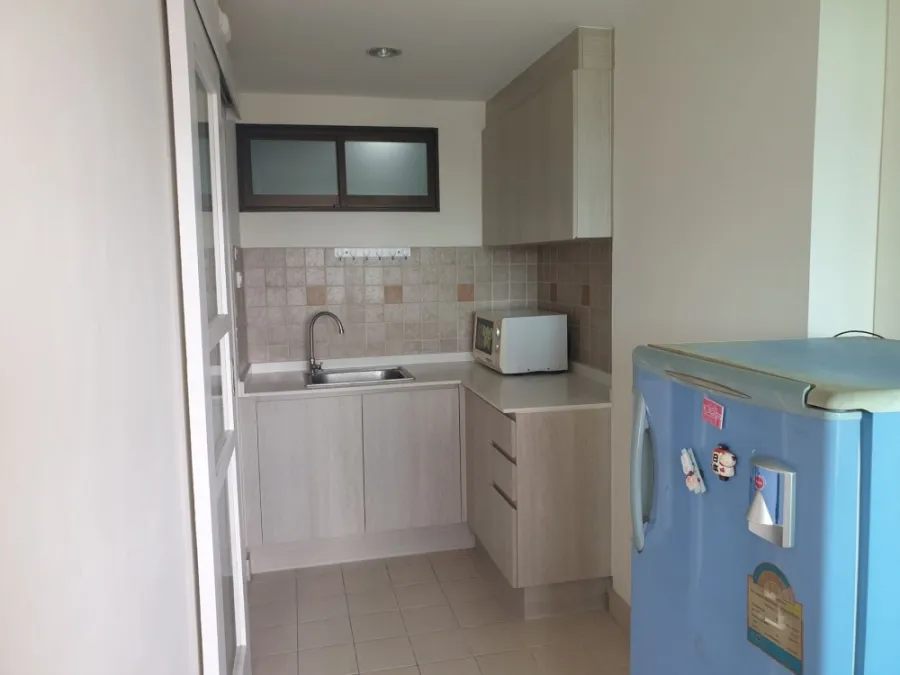 ให้เช่า คอนโด ลุมพินี วิลล์ พหล-สุทธิสาร ตึก B ชั้น 18 เฟอร์ครบ พร้อมอยู่ อย่ารอช้า!!