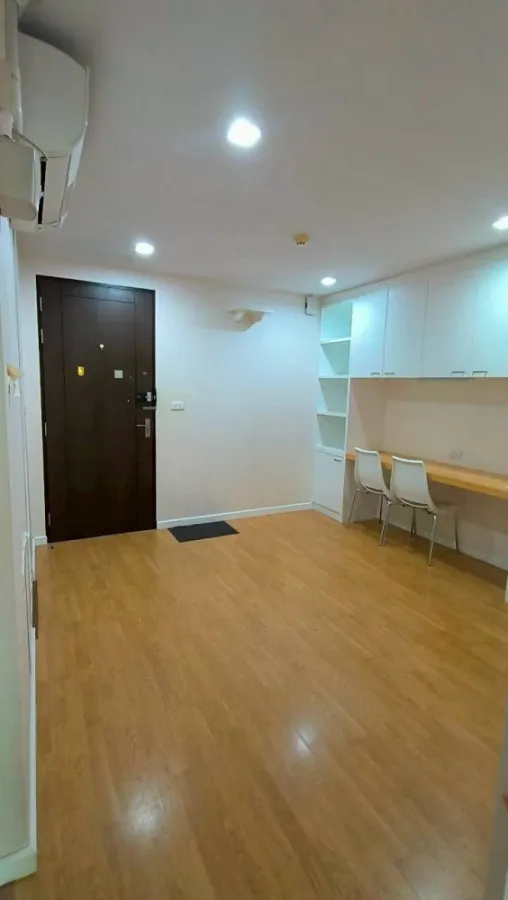 ให้เช่า Casa Condo Ratchada Tha-Pra ห้องพร้อมอยู่ กว้างขวางอยู่สบาย เฟอร์ + เครื่องใช้ไฟฟ้าพร้อม จองเลยก่อนพลาด!!!