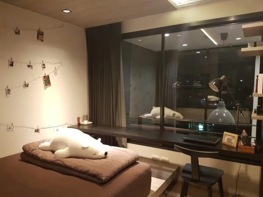 ขาย ให้เช่าด่วน!! คอนโด แอล ลอฟท์ รัชดา 19 ตกแต่งครบ ด้วยเฟอร์นิเจอร์ Built-in อย้าช้า จองเลย!!