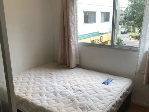 For rent: Lumpini Condo Town Ramindra-Lat Pla Khao, a comfortable room on the 2nd floor, fully furnished. Reserve now!