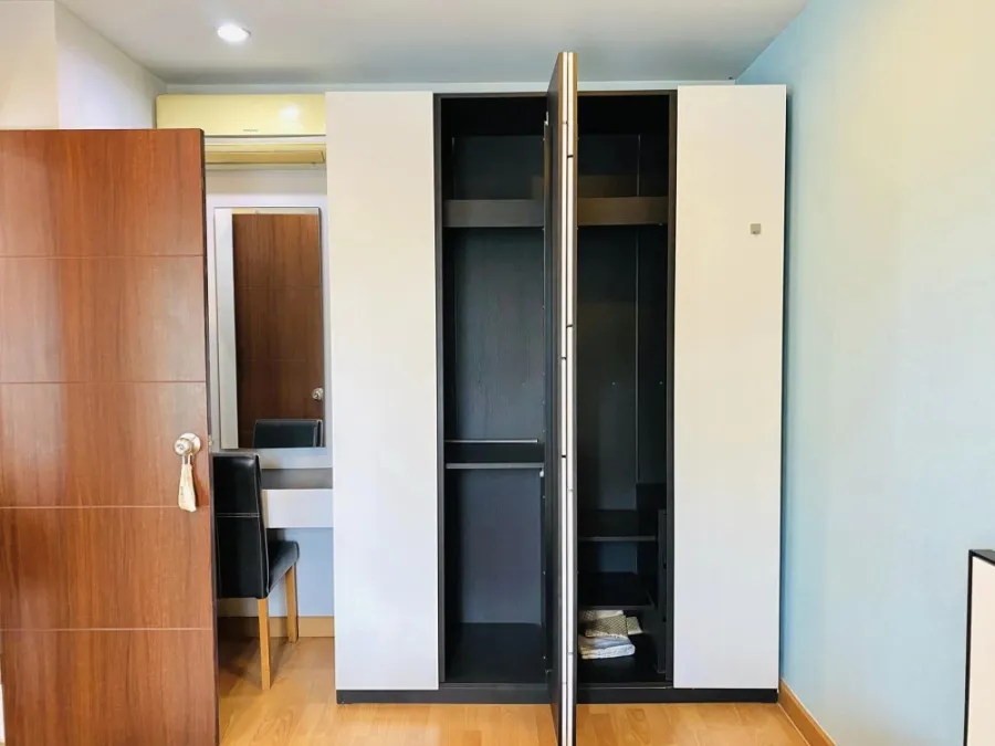ให้เช่า Tourmaline Gold Sathorn-Taksin fully furnished ห้องกว้างสุดๆ มาในราคาที่คุณไม่ควรพลาด