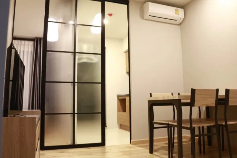 ให้เช่า BRIX Condo เฟอร์นิเจอร์ครบจบอยู่ในห้อง พร้อมเข้าอยู่เหมือนลากกระเป๋าเข้าบ้าน รีบย้าย