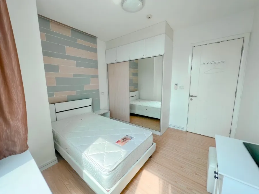 For sale: T.C. Green, 23rd floor, Building B, corner room, beautiful view, fully furnished, ready to move in. Hurry and reserve now, don't miss it.