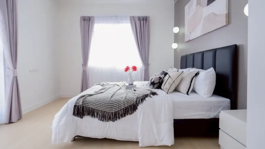For sale Supalai Park Tiwanon, spacious room, lots of usable space, decorated to the max, comes with complete furniture, book now.