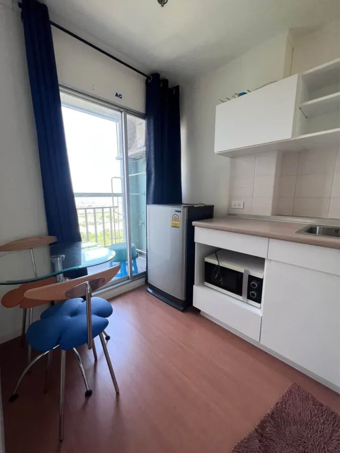 For rent: Lumpini Park Rattanathibet - Ngamwongwan, separate room, complete with electrical appliances. Don't miss it.