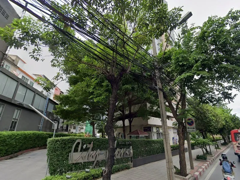 ขาย คอนโด ซิตี้ โฮม สุขุมวิท 101 ห้องกว้าง ชั้นล่าง วิวสระ ราคาดี รีบจองเลย!