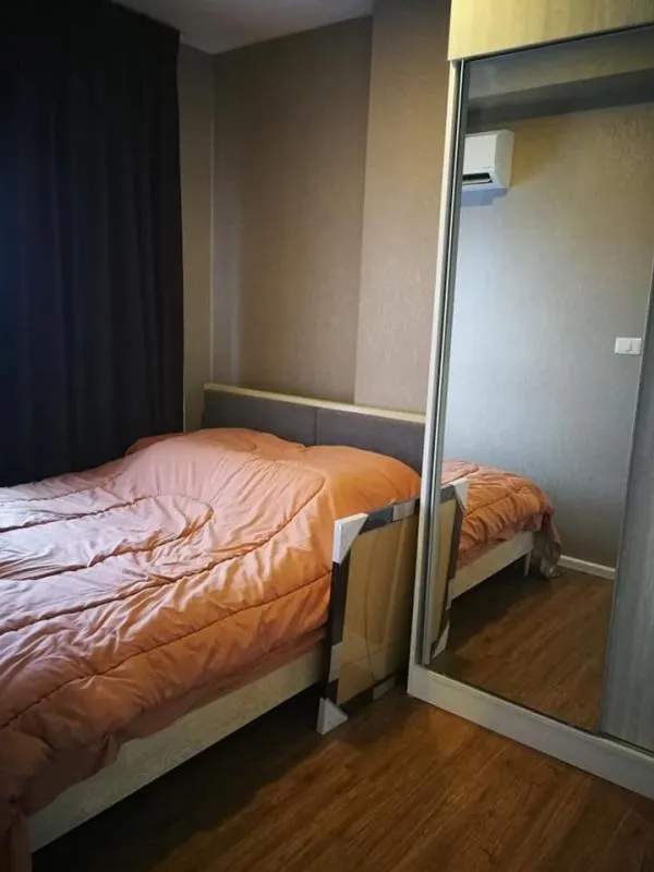For rent, Notting Hill, Sukhumvit-Praksa, 8th floor, wallpapering the whole room near bts Praksa, hurry up