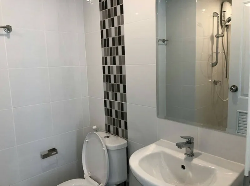 Urgent for rent !! The Niche ID, Serithai Condo, beautiful room, beautiful view, tight furniture, do not miss !!