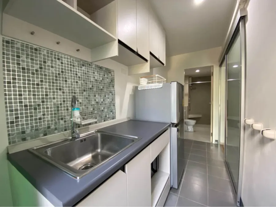 For rent: The Kit Plus Phahonyothin - Khukhot Phase 1. Nice room, fully furnished. Book now!