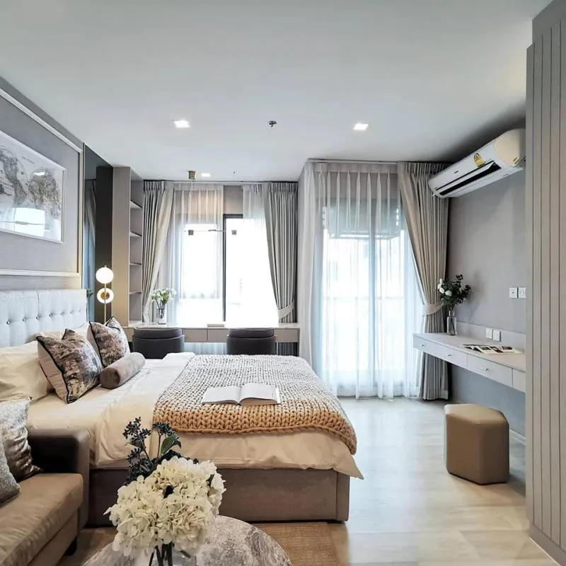 Condo for rent, Life One Wireless, studio room, beautiful decoration, looks very expensive, a lot of furniture A lot of space is not uncomfortable. Good location, easy to travel, urgently book.