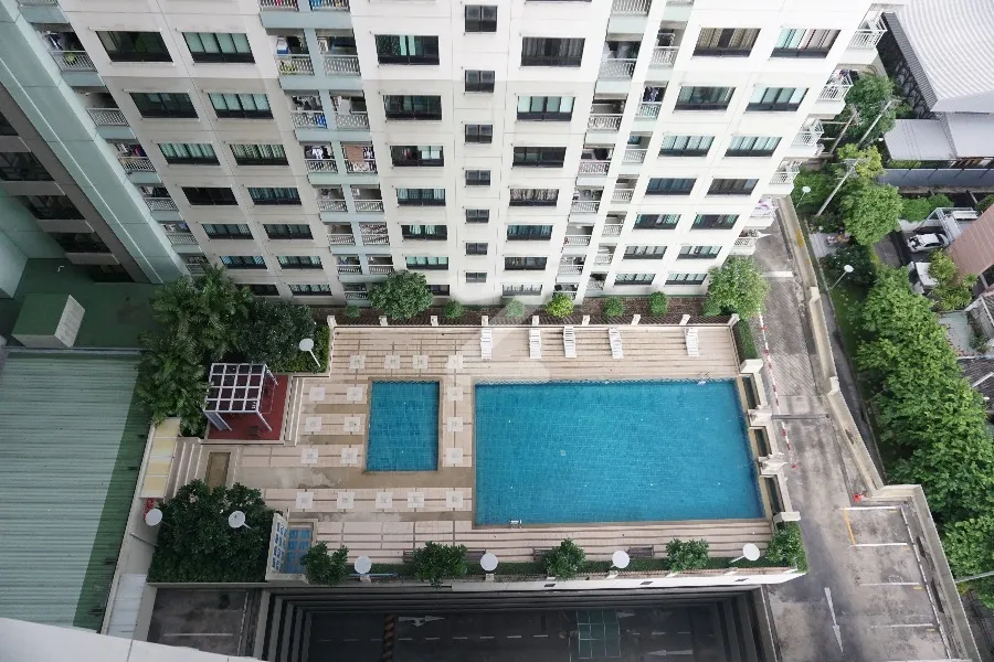 ให้เช่า คอนโด ลุมพินี เพลส รัชดา – ท่าพระ ห้องมุม เฟอร์นิเจอร์ครบ อย่ารอช้า