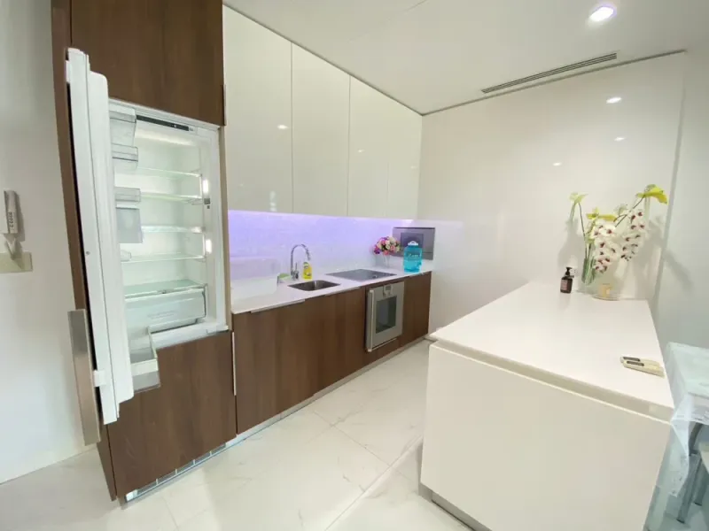 ให้เช่า 185 Rajadamri ห้องกว้างอยู่สบาย จองเลย เฟอร์พร้อม