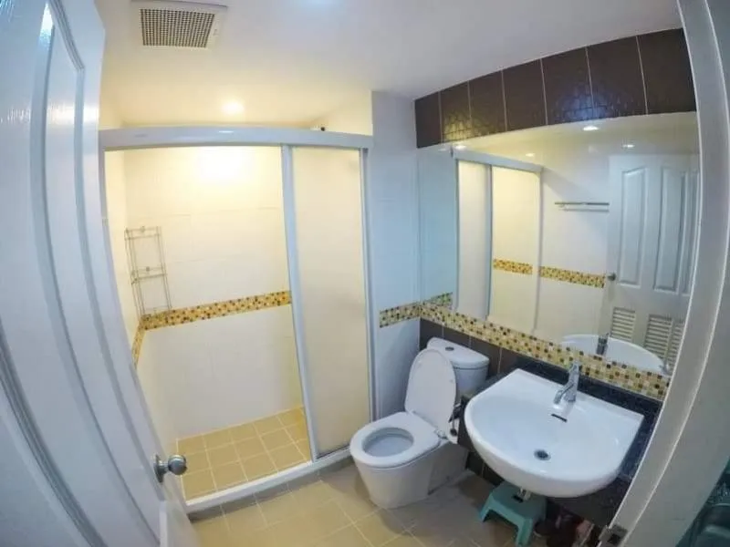 Condo for rent, The Niche Huai Khwang, meets all lifestyles, near both eating places, tourist attractions, shopping areas